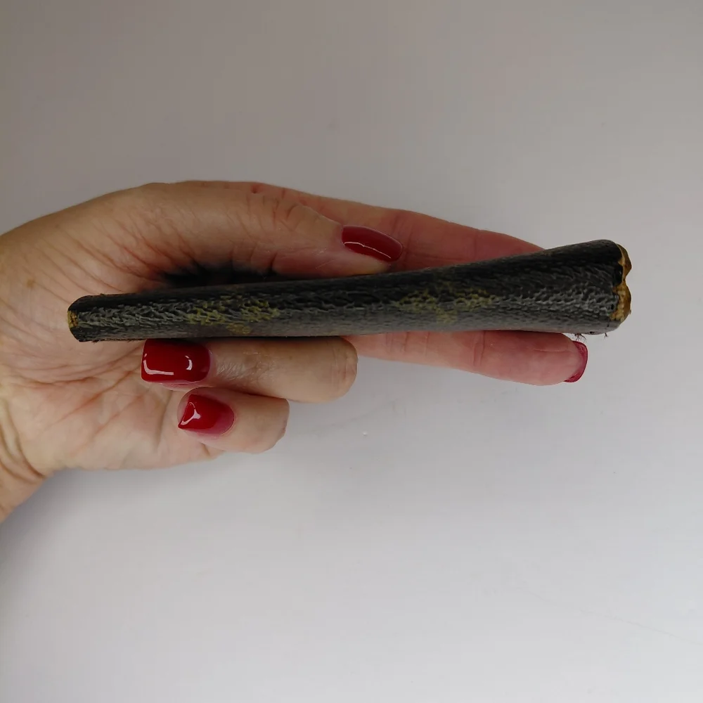 Louis Vuitton 4 Key Holder - Picture 13 of 17